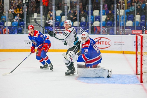 Хоккейный «Рубин» одержал восьмую победу в серии бросков