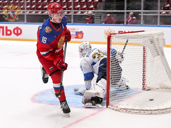 Тюменский хоккеист Александр Плесовских стал победителем  «Кубка Будущего» в Санкт-Петербурге