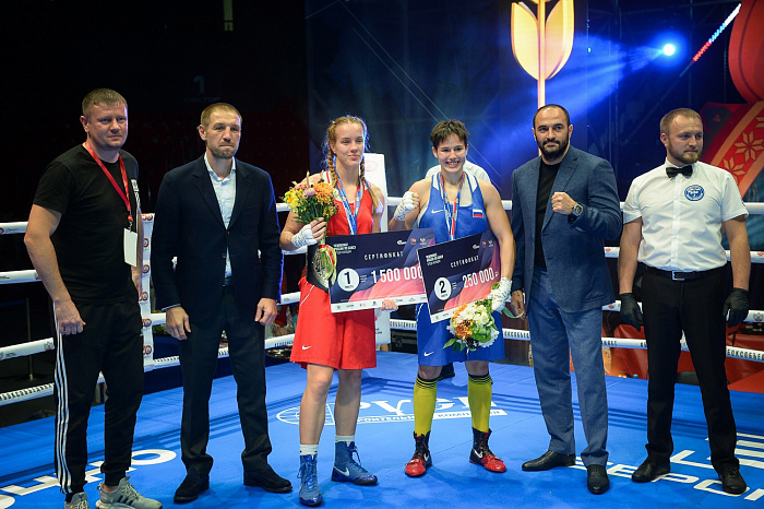 Серебряный призёр чемпионата России Альбина Молдажанова: «Бокс для меня - искусство, красота и грация»