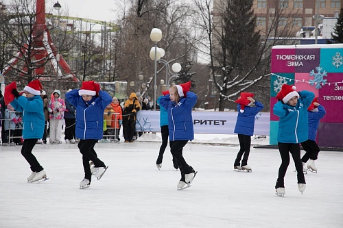 В Тюменской области отметили День фигурного катания на катках