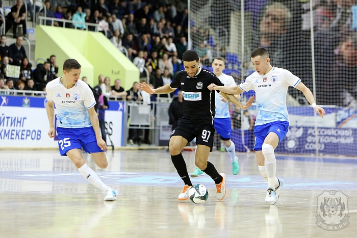 Лидер футзальной Суперлиги смог взять реванш в Тюмени