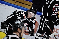 Хоккейный клуб «Рубин» проиграл армейцам на домашнем льду