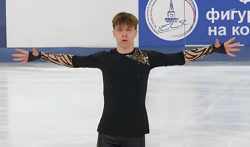 Тюменский фигурист Глеб Ковтун сражается за медали в Саранске