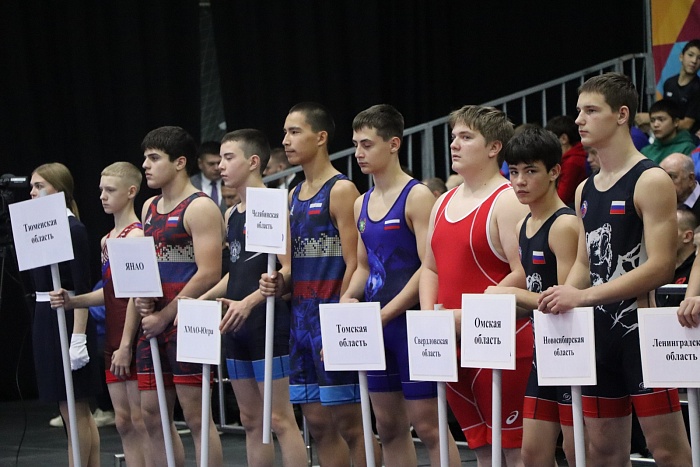 Открытие турнира на призы чемпиона мира Владимира Чебоксарова