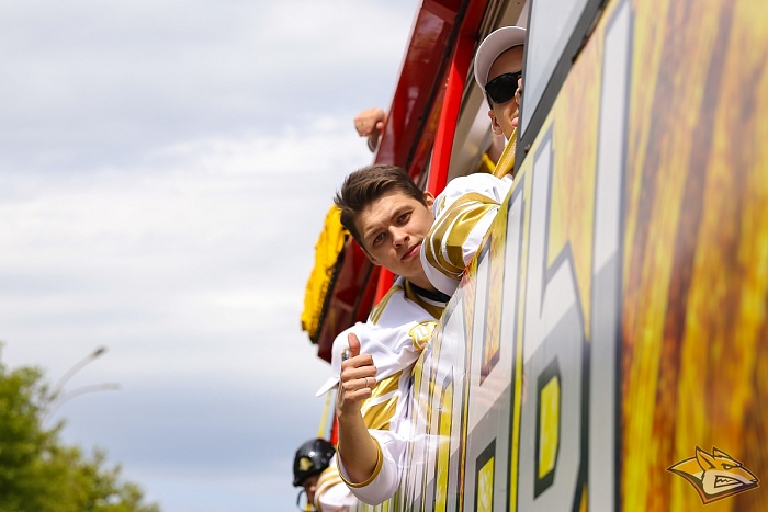 Защитник магнитогорского хоккейного клуба «Металлург» Артём Минулин: «Ночами засыпал и представлял, как подниму Кубок Гагарина»