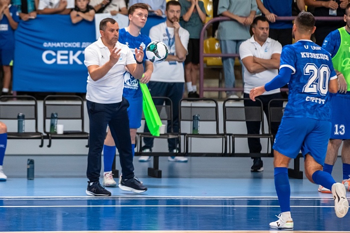 Футзальный клуб «Тюмень» одолел в гостях «Факел» из Сургута