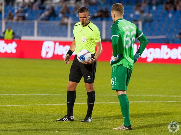 Футболисты «Тюмени» досадно отдали три очка «Велесу»