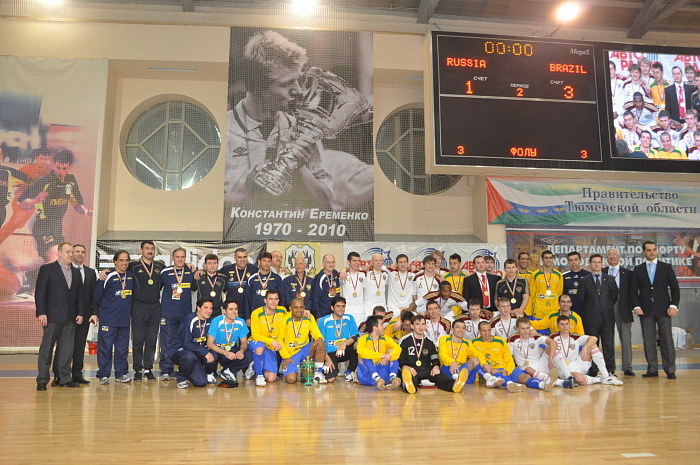 Серебряный призёр чемпионата Европы по мини-футболу Ильдар Нугуманов: «Шуша подшутил надо мной после матча России и Бразилии в Тюмени»