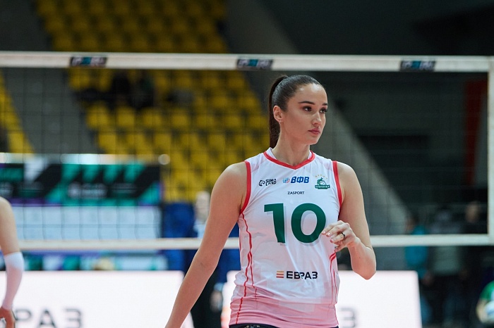 Тюменка Елизавета Карполь  - третья в рейтинге лучших блокирующих волейбольной Суперлиги