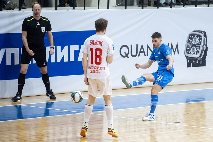 Тюменский арбитр Виталий Грошев отсудит игры Суперлиги в Сургуте