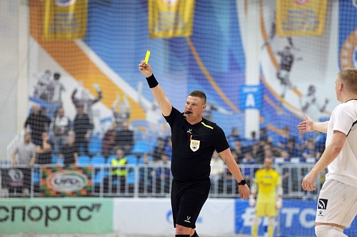 Тюменский рефери отсудит матчи Суперлиги с участием «коммунистов»