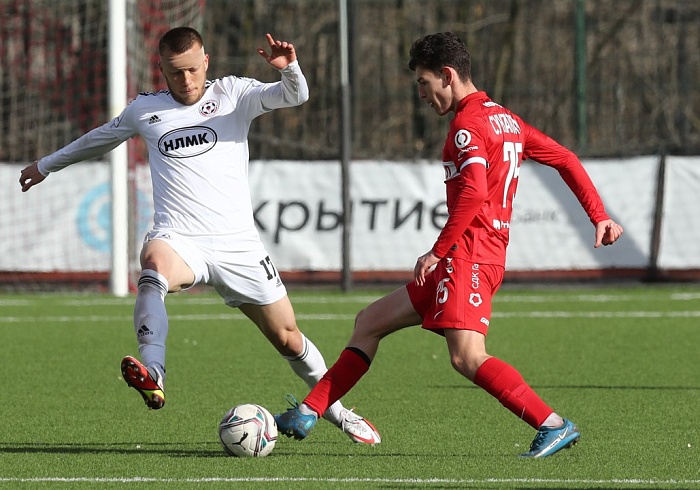 Тюменский новичок екатеринбургского футбольного клуба «Урал» Фаниль Сунгатулин рассказал, что попал в Академию московского «Спартака» через письмо