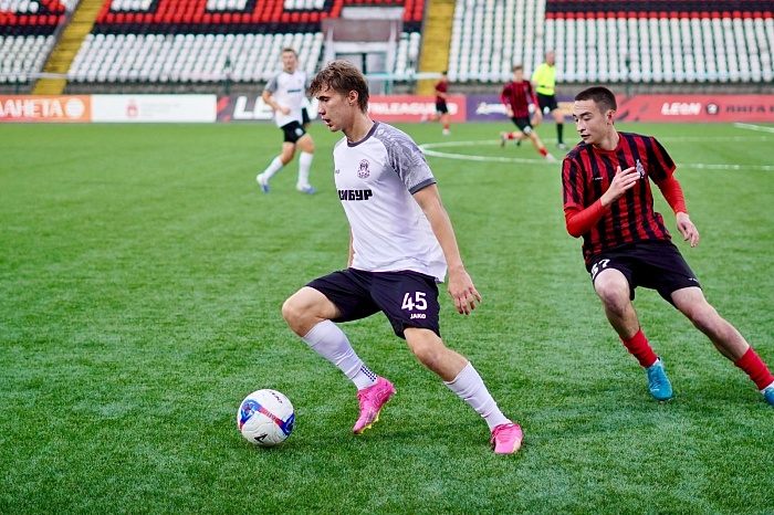 Тоболяки сделали ничью с «Шахтёром», а «Тюмень-2» уступила в Перми