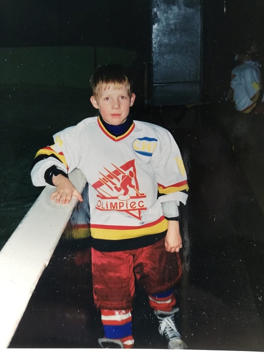 Нападающий хоккейного клуба «Адмирал» Александр Горшков: «Уезжать из Тюмени с каждым разом всё сложнее»