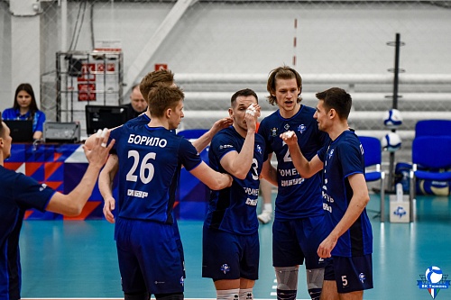 Волейболисты «Тюмени» завершили первый круг лидерами