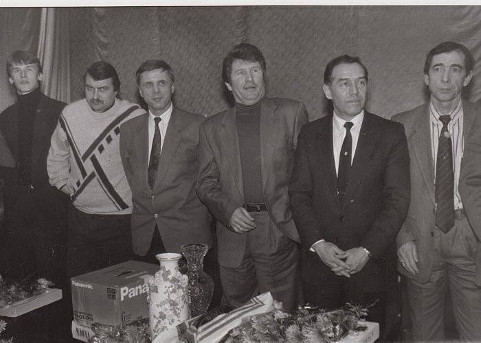 К юбилею легендарного советского футболиста Эдуарда Малофеева: однажды мяч судьбы покатился в Сибирь...