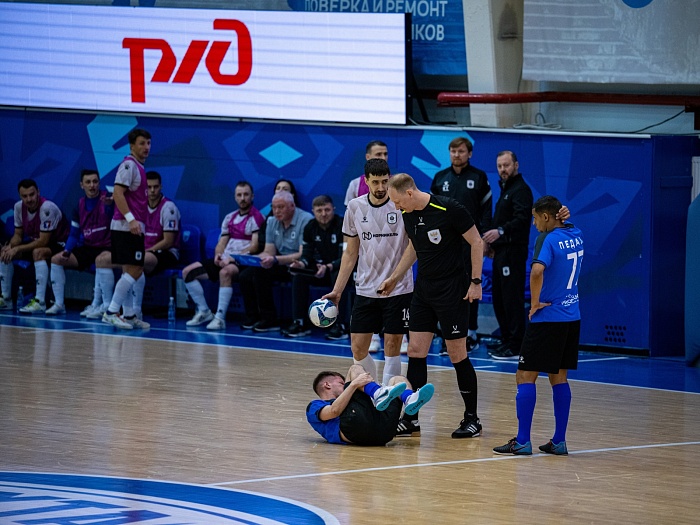 Тюменский арбитр отсудит игры Суперлиги в Нижнем Новгороде