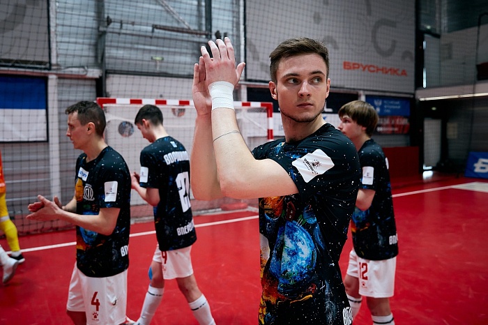 Игрок МФК «Сибиряк» Максим Бажок: «Дома всегда хорошо»