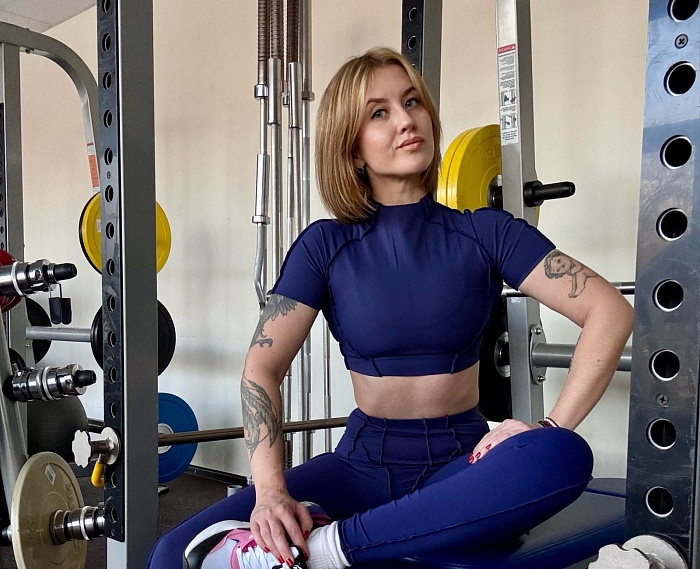 В штабе футбольного клуба "Тюмень" будет работать девушка