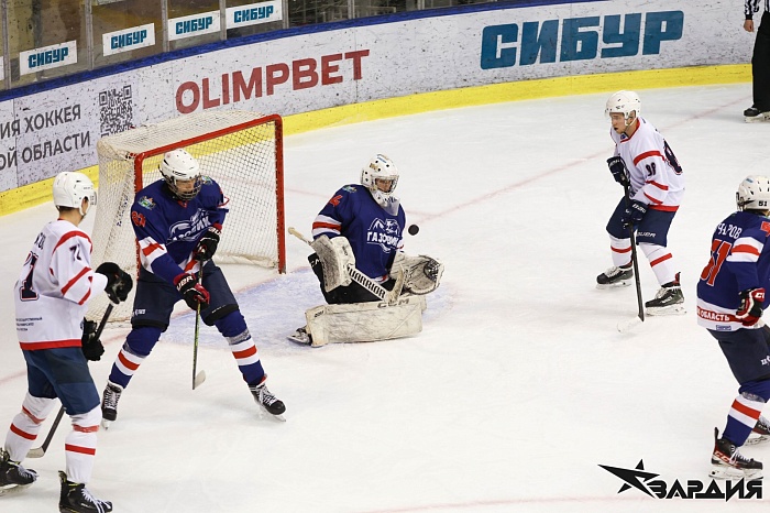 Тюменский СХК «Газовик» дома сразится с «Буревестником» из Томска