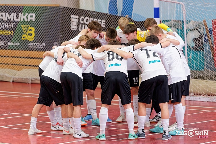 Предварительный этап «Тюмень U-18» завершила шестой. Впереди — четвертьфинал против КПРФ