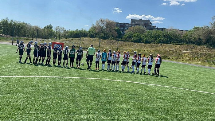 Юные тюменки одержали две победы за один день