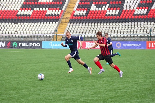 Тюменцы дома одолели «Курган», а тоболяки победили в Перми
