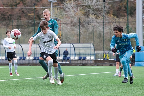 Юные тюменцы в Сочи уступили футболистам из Тольятти