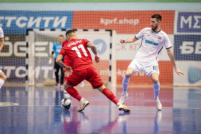 Игрок футзального клуба «Тюмень» Денис Неведров входит в число лучших бомбардиров Суперлиги