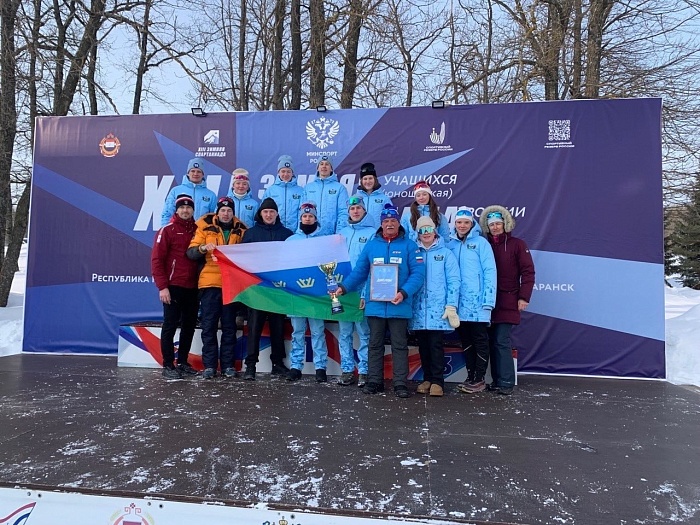 Тюменские биатлонисты вернулись с наградами из Саранска