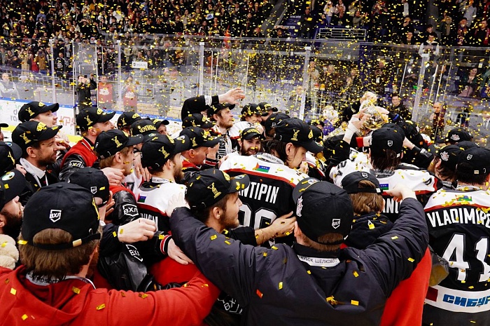 Губернатор Тюменской области Александр Моор поздравил компанию СИБУР с 30-летием