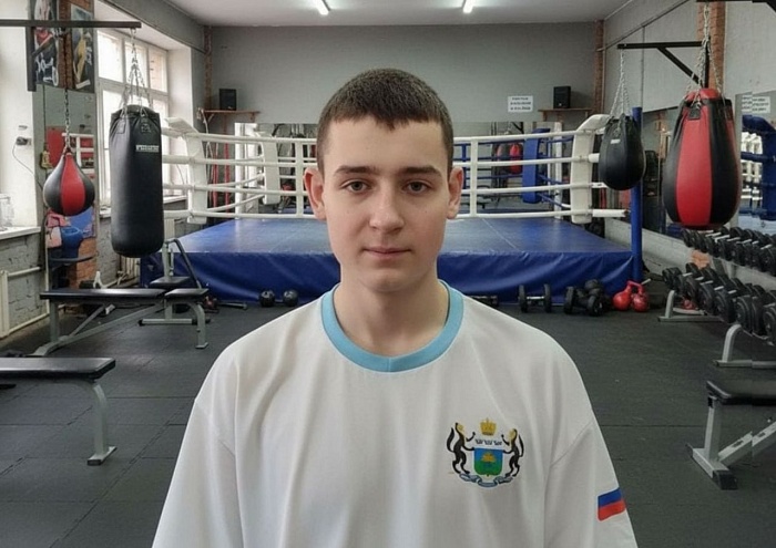 Николай Шаламов завоевал Всероссийское золото в шахбоксе