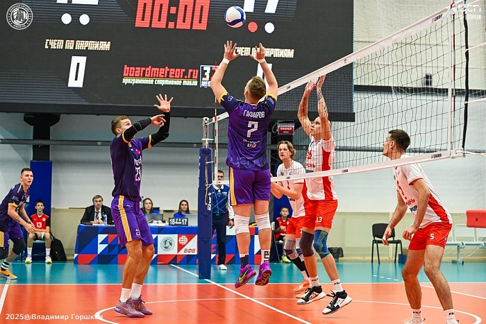 «Кама» взяла реванш у волейболистов «Тюмени» на своей площадке