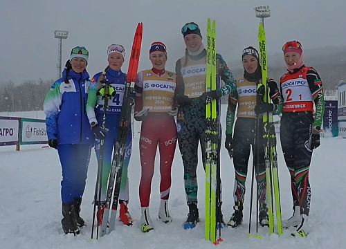 Драма в командном спринте на чемпионате России — тюменка Елизавета Пантрина бежала лидером и упала, победил дуэт из Свердловской области