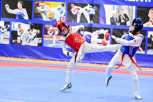 В Тюмени соперничали лучшие мастера Урала по тхэквондо олимпийской версии ВТФ