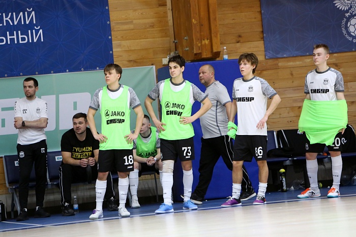 Высшая лига. "Восток". "Тюмень-дубль" - "Кузбасс". 7 тур