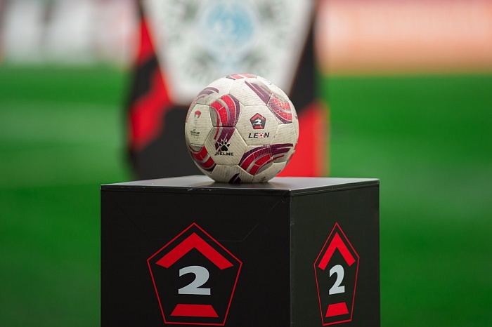 Боевая ничья завершила второй тур