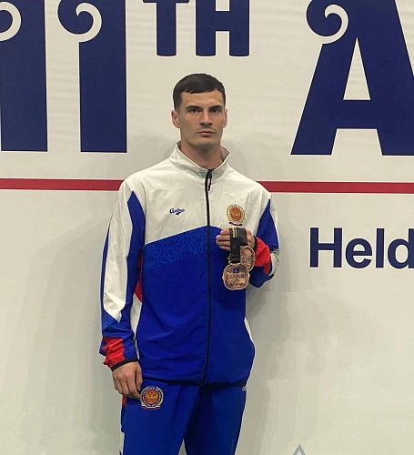 Тюменский тхэквондист ИТФ завоевал две бронзовые медали на чемпионате Азии