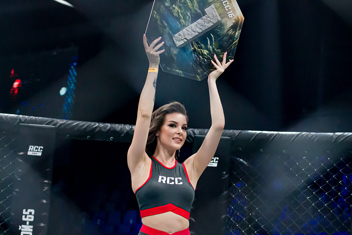 От ресторана до октагона: истории бойцов RCC об их пути в спорте