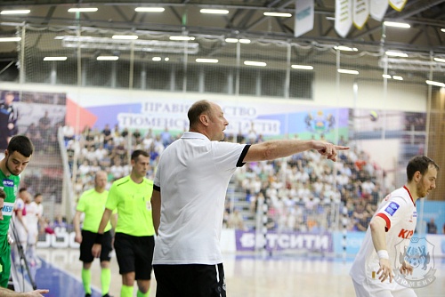 Главный тренер футзального клуба «Тюмень» Денис Абышев: «Настрой на финал был серьёзный. Молодёжь себя проявила достойно»