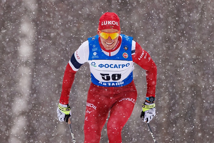 Трёхкратный олимпийский чемпион Александр Большунов: «Те, кто раньше проходил мимо, сейчас подходят и здороваются»