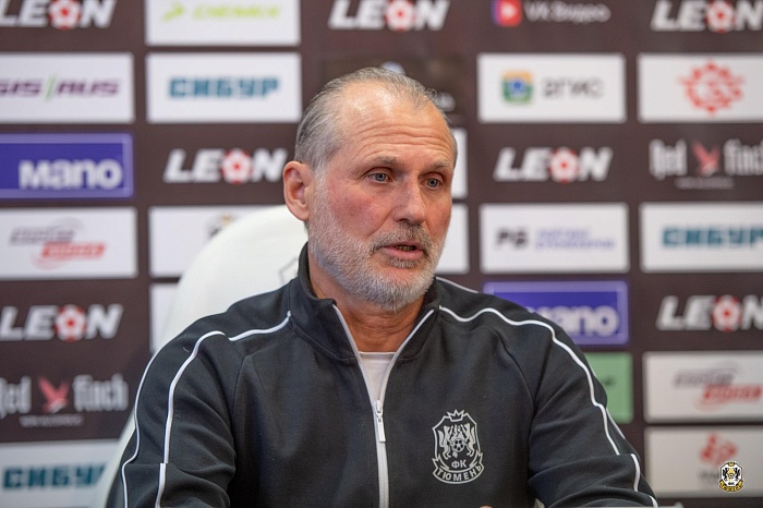 Сергей Попков уволен с поста главного тренера футбольной «Тюмени»