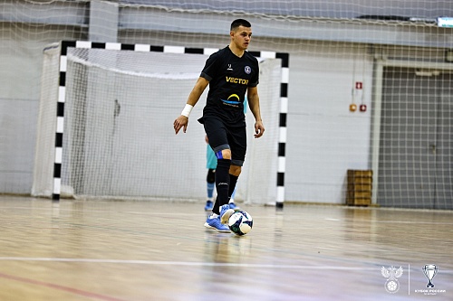 «Заполярье» одержало волевую победу в чемпионате Тюмени по футзалу