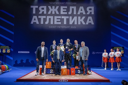 Тюменка Анастасия Анзорова стала чемпионкой России по тяжёлой атлетике