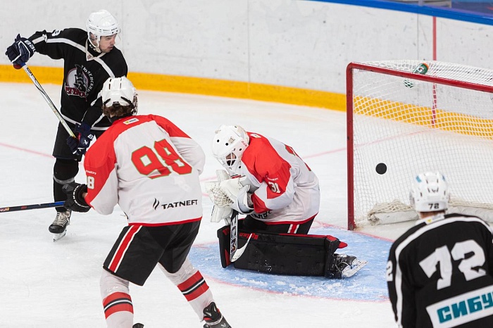 Хоккейный клуб «Тюменский Легион» уступил в Тольятти в овертайме
