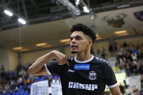 Тюмень против Новосибирска: смотри концовку "регулярки" вместе с нами