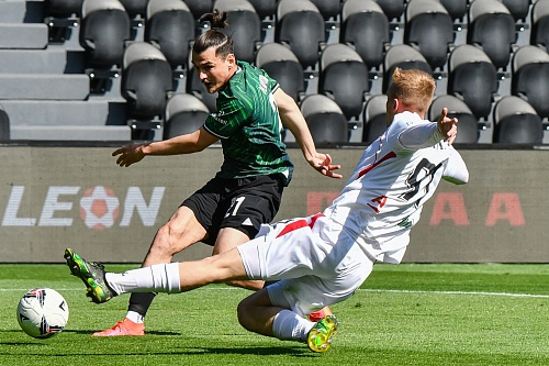 Известный форвард Данил Карпов выдал два голевых паса