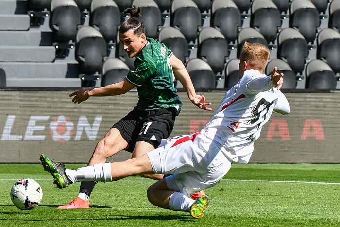 Известный форвард Данил Карпов выдал два голевых паса