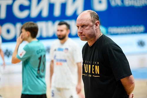 Главный тренер футзального клуба «Тюмень» Денис Абышев: «Молодёжи непросто играть два матча подряд»