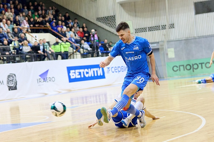 Гол Ивана Милованова помог иркутянам одолеть «Торпедо»